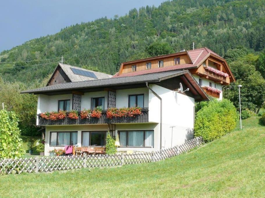 Appartements Caroline Ossiach Zewnętrze zdjęcie